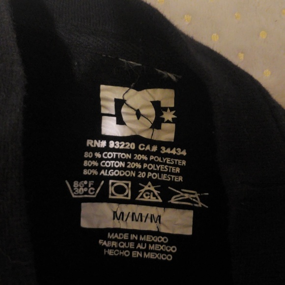 DC crewneck - Picture 2 of 2
